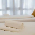 *C4S* Passau City Queensize Bett 2 Personen 4K Smart TV Netflix Wifi Küche Dusche WC Smart Check In Parkplatz