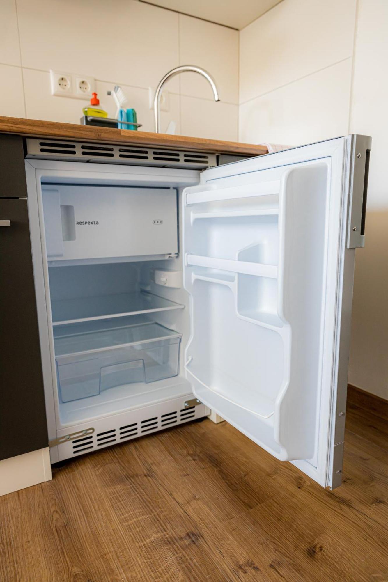 Come4stay - Holzheim I Modern I Wlan I Kueche I Parkplatz I Smarttv Mit Netflix Apartment